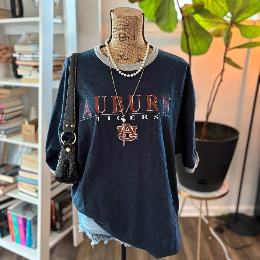 Vintage Navy Auburn Tigers Ringer Tee – Women’s Streetwear
